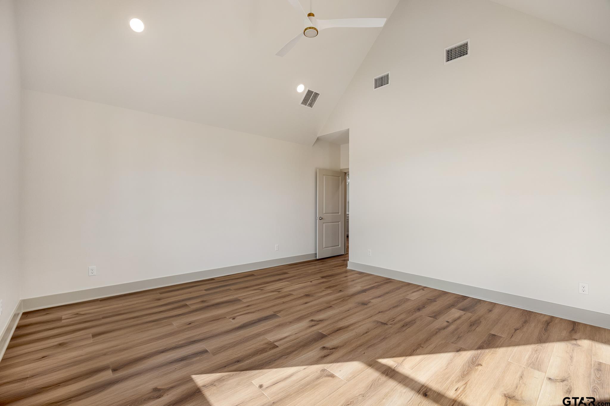 11410 Tucker Circle Flint, TX 75762 - Photo 28 of 43 a view of an empty room