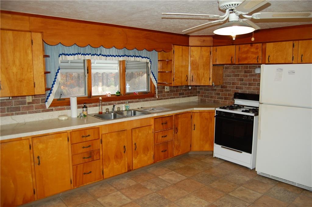 463 Branchton Road Slippery Rock, PA 16057 - Photo 9 of 19 Kitchen