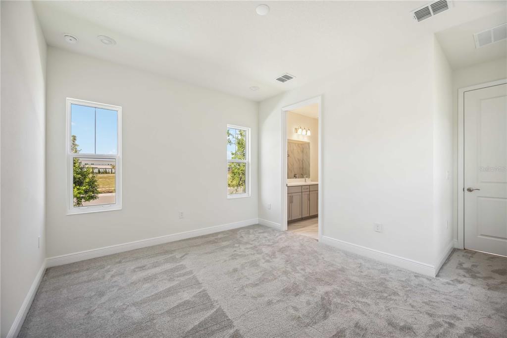 160 Eagleston Lane Sarasota, FL 34240 - Photo 12 of 20