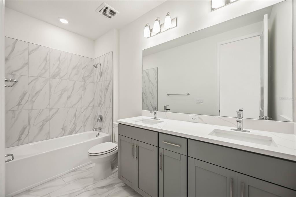 160 Eagleston Lane Sarasota, FL 34240 - Photo 16 of 20