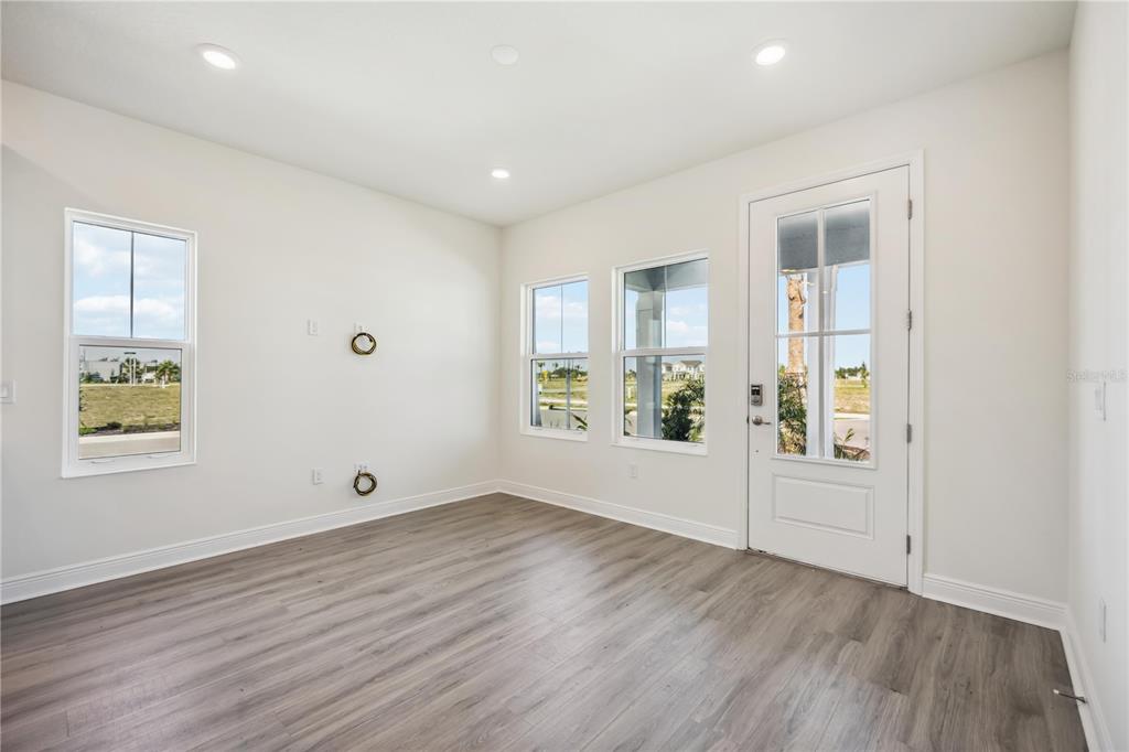 160 Eagleston Lane Sarasota, FL 34240 - Photo 6 of 20