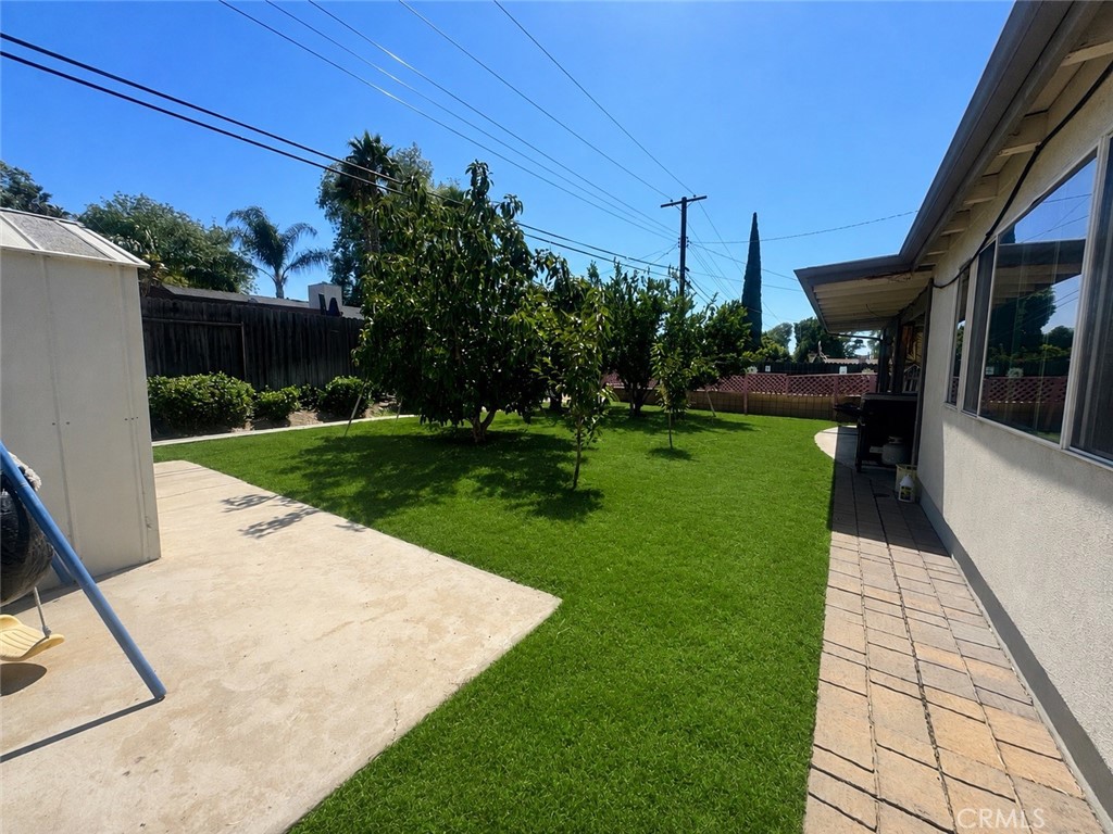 2390 Gloucester Way Riverside, CA 92506 - Photo 24 of 40 Gallery Image 24