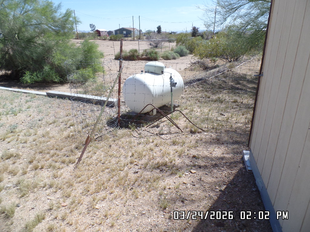 3940 North Avra Road Golden Valley, AZ 86413 - Photo 11 of 41 Gallery Image 11