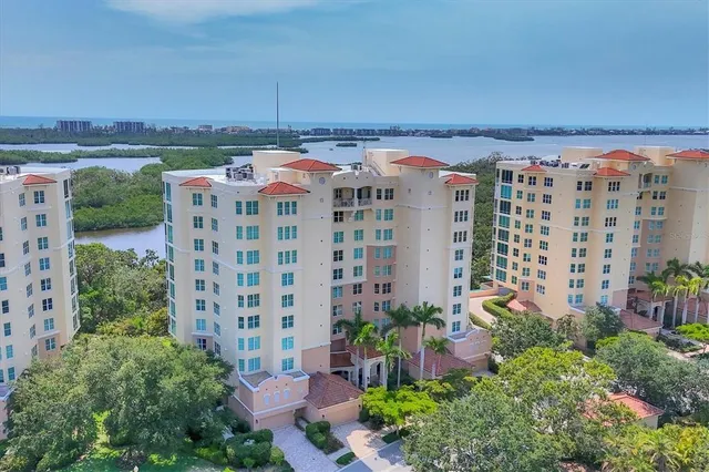 $1,100,000 | 401 North Point Road, Unit 504, Osprey, FL 34229