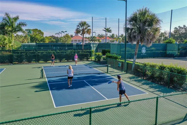 $1,100,000 | 401 North Point Road, Unit 504, Osprey, FL 34229