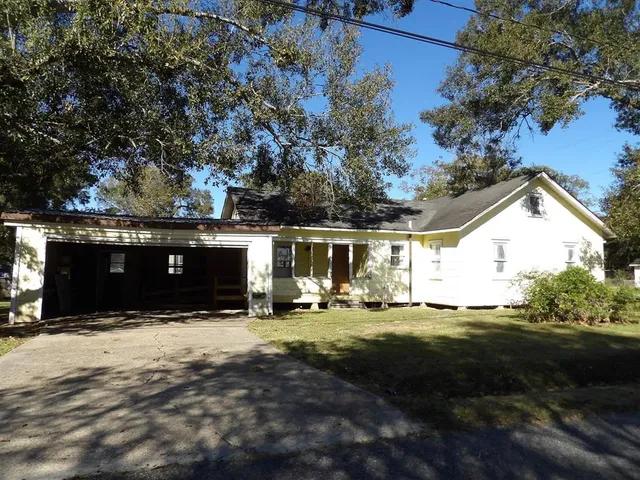 $40,000 | 403 North Craig Street, Jennings, LA 70546