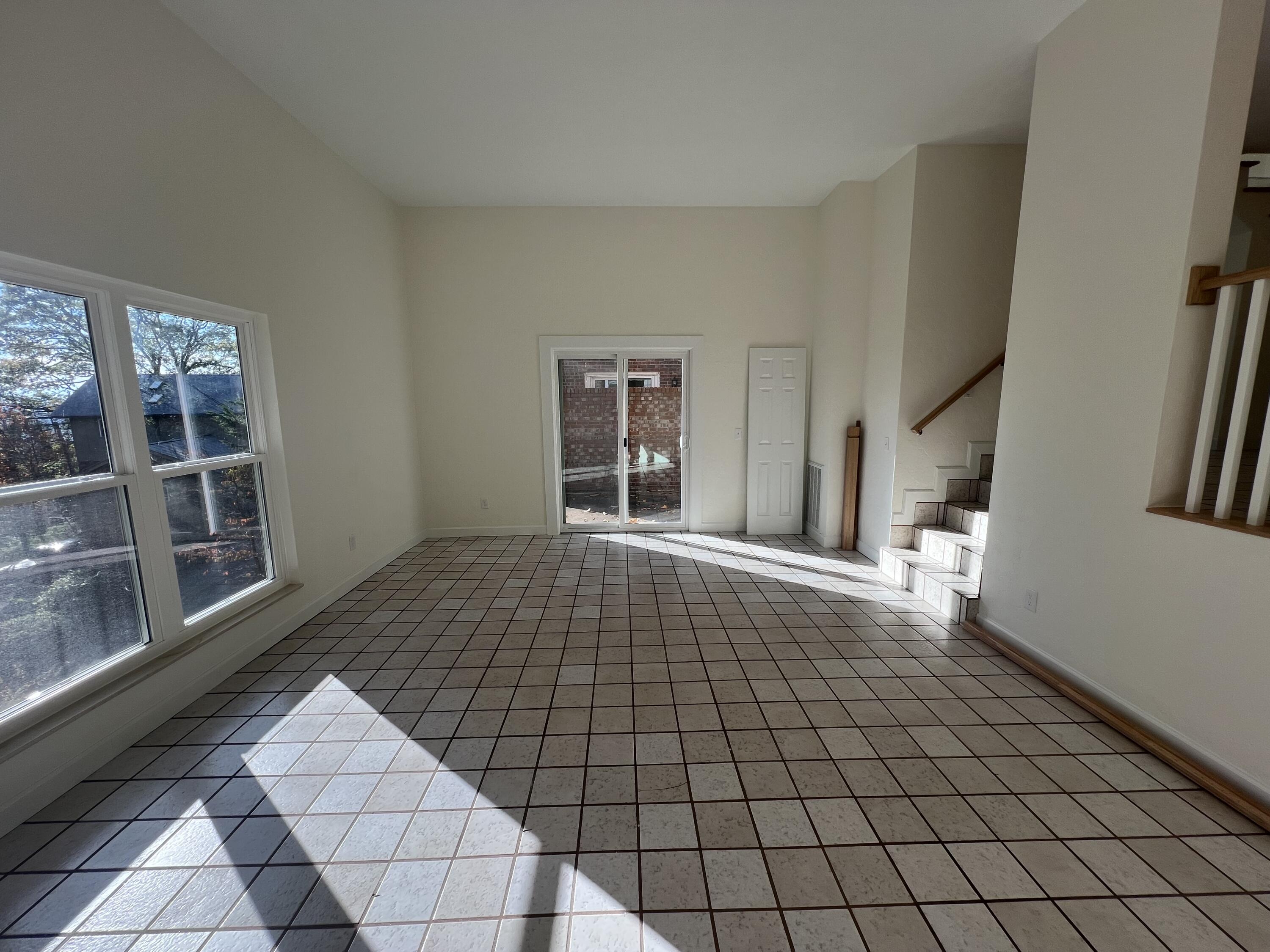 922 Shingle Road, Unit 1 Chattanooga, TN 37409 - Photo 5 of 14 IMG_2889