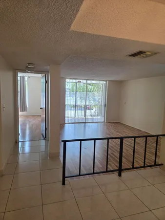 $1,450 | 3750 Inverrary Drive, Unit 2C, Lauderhill, FL 33319