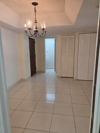 $1,450 | 3750 Inverrary Drive, Unit 2C, Lauderhill, FL 33319