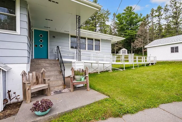 $248,000 | 911 Christine Circle, Silver Bay, MN 55614