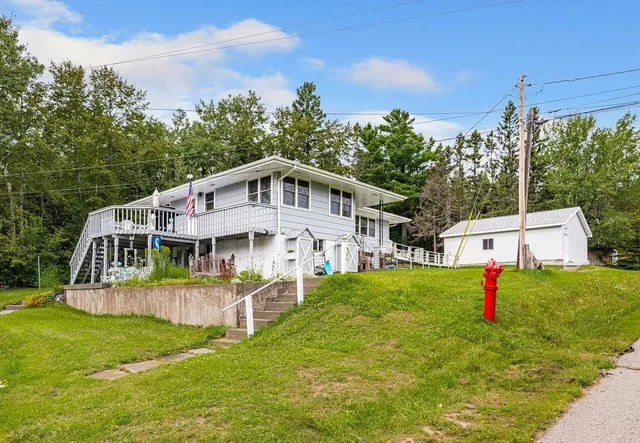 $248,000 | 911 Christine Circle, Silver Bay, MN 55614