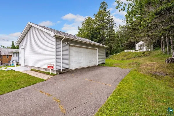 $200,000 | 911 Christine Circle, Silver Bay, MN 55614