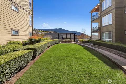 $430,000 | 1840 25th Avenue Northeast, Unit 412, Issaquah, WA 98029