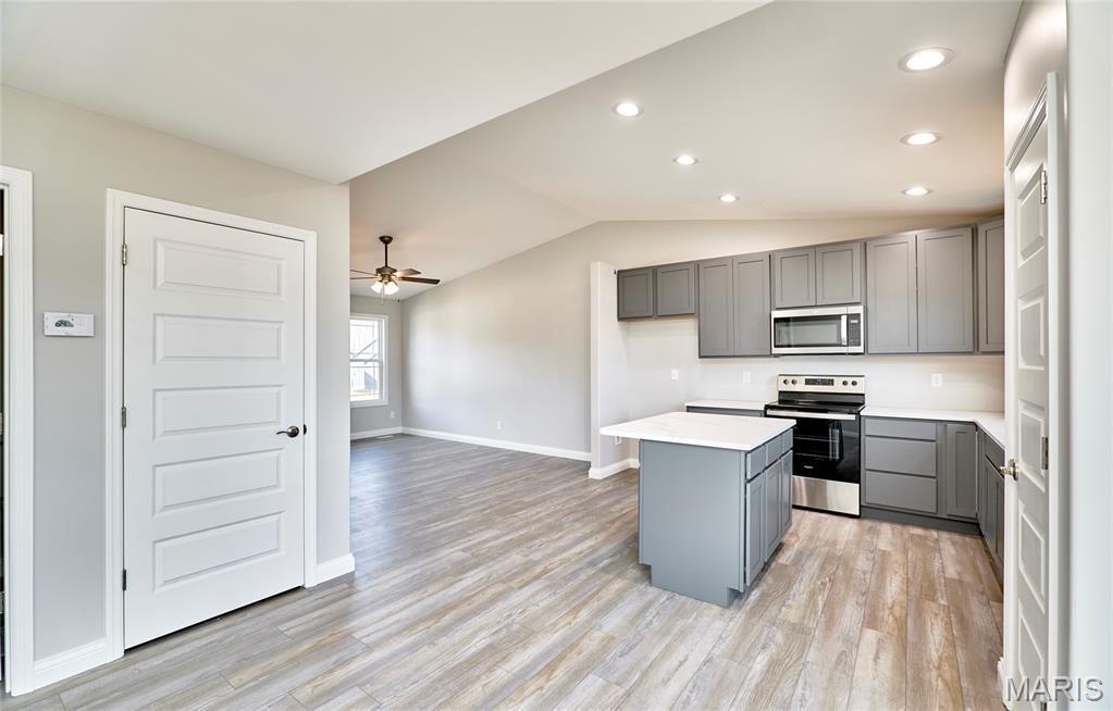 28545 Shallow Water Road Warrenton, MO 63383 - Photo 13 of 52