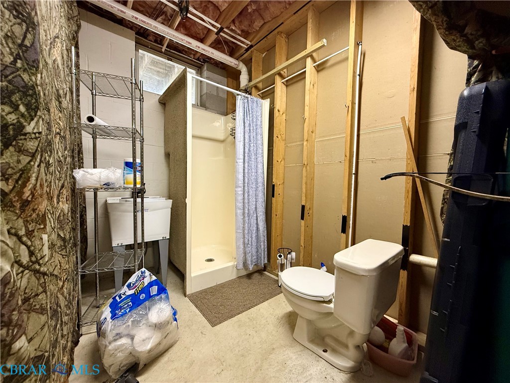 327 Gilbert Street Kilmarnock, VA 22482 - Photo 25 of 37