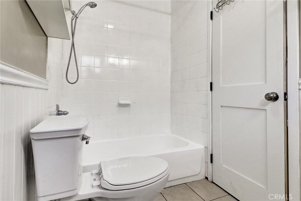 19309 Caney Avenue Carson, CA 90746 - Photo 22 of 34