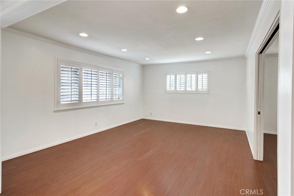 19309 Caney Avenue Carson, CA 90746 - Photo 5 of 34