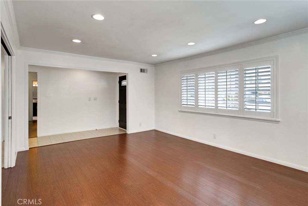 19309 Caney Avenue Carson, CA 90746 - Photo 8 of 34