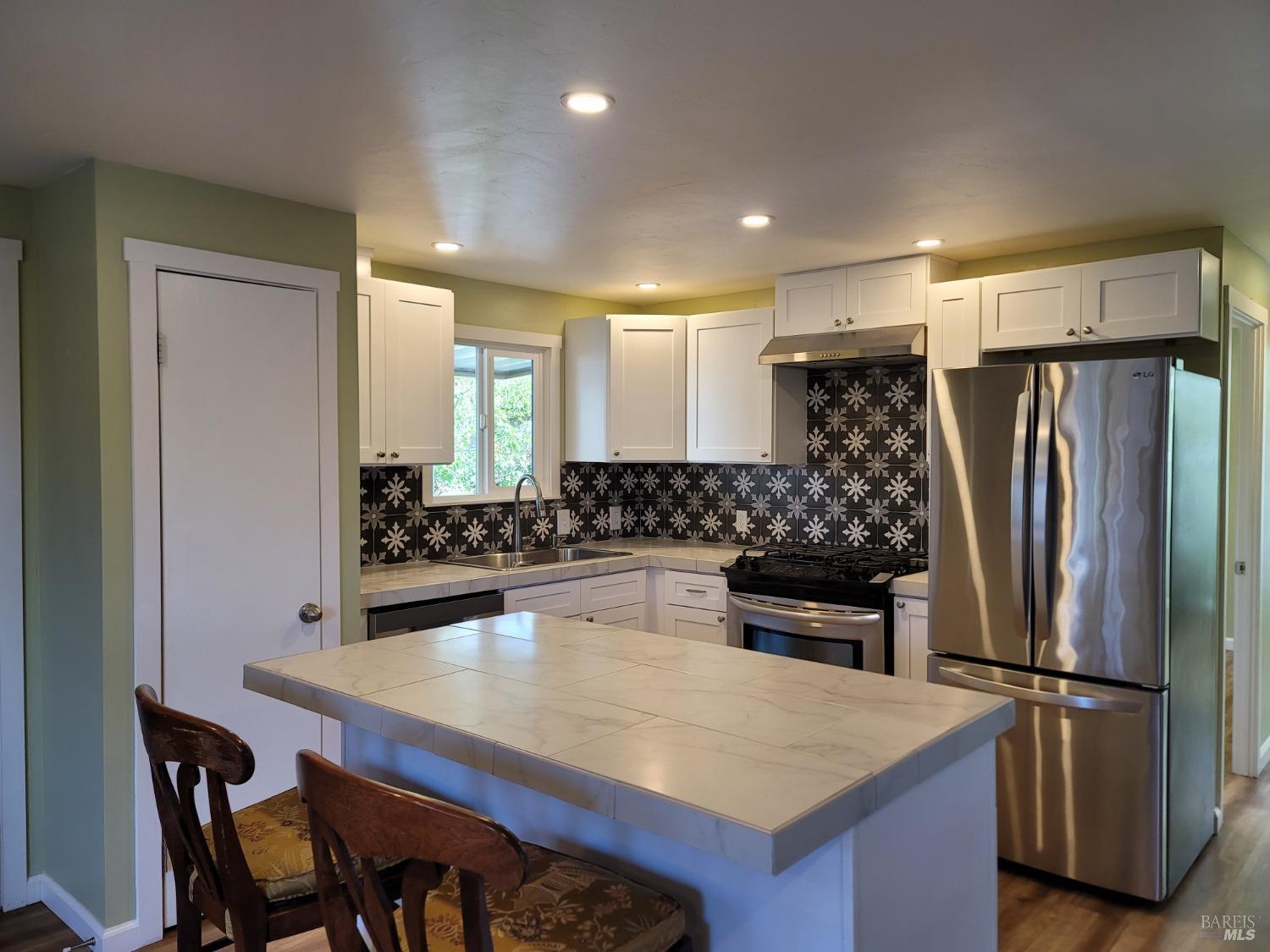 220 Hermosa Circle Santa Rosa, CA 95409 - Photo 1 of 1 Gallery Image 1
