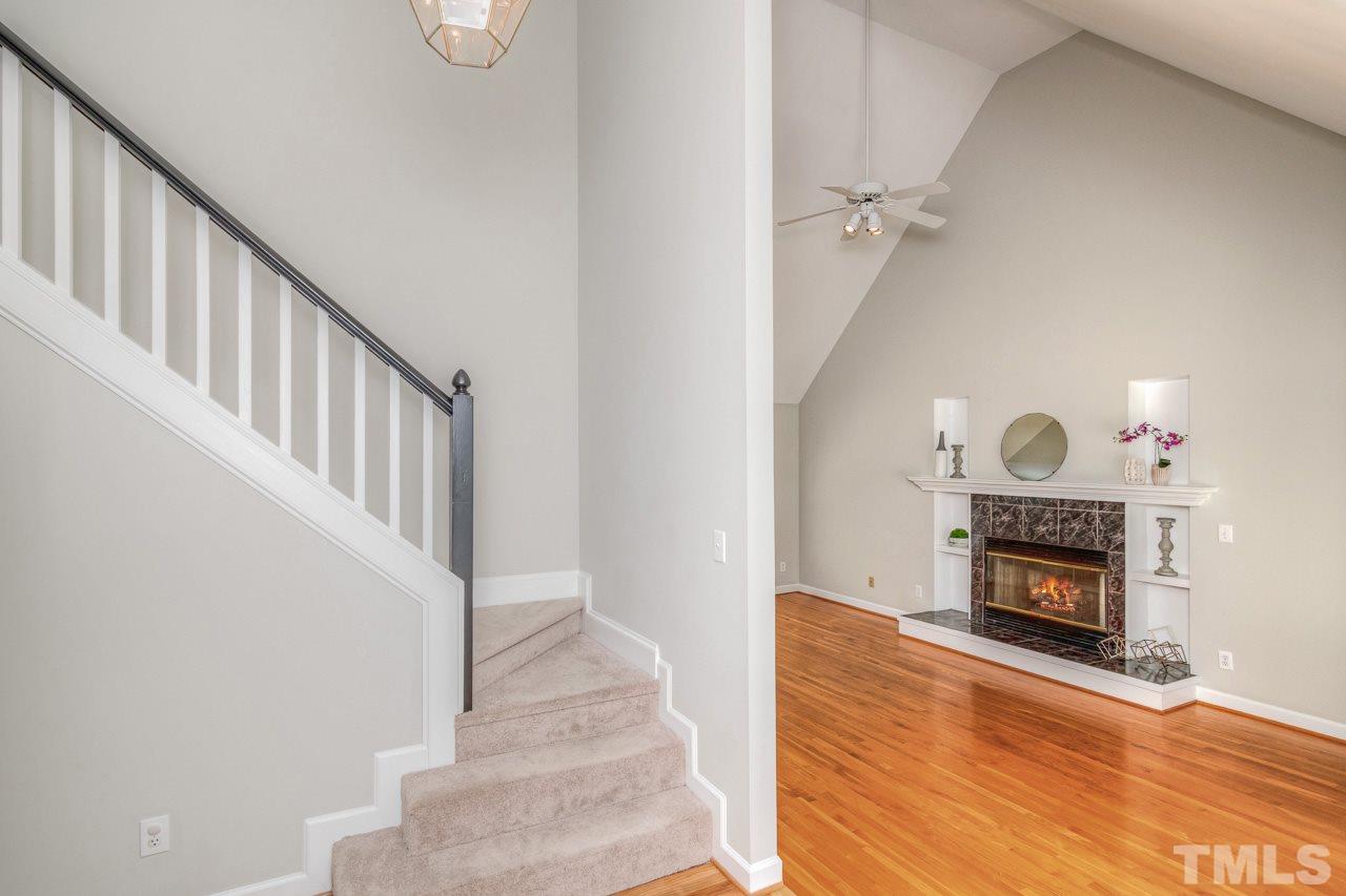 113 Ripley Court Cary, NC 27513 - Photo 5 of 25 Gallery Image 5
