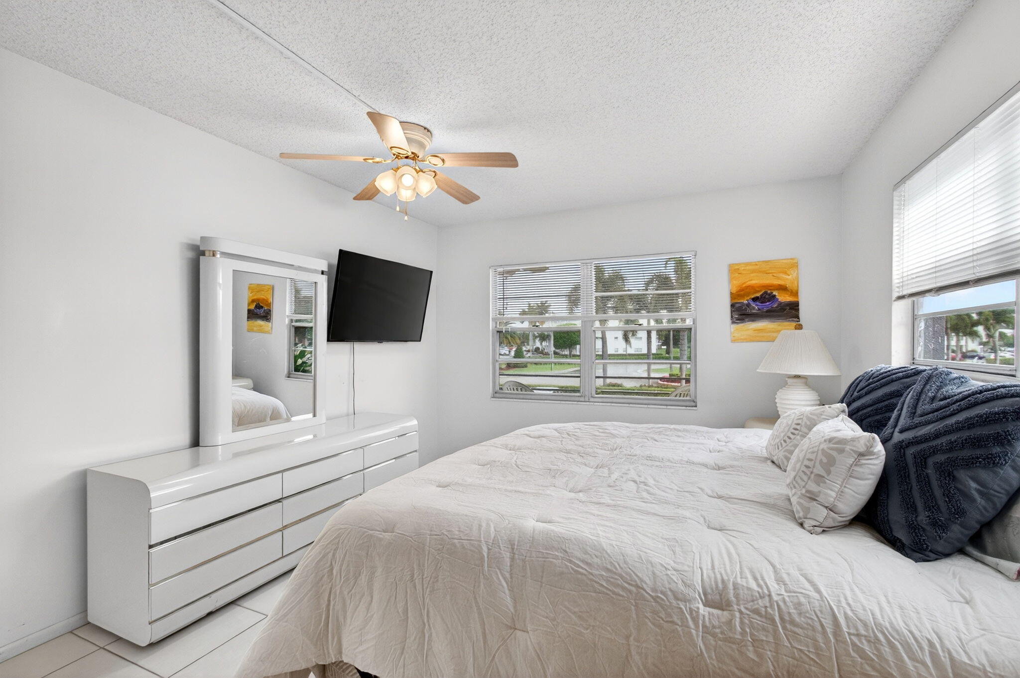 19 Suffolk A Boca Raton, FL 33434 - Photo 13 of 20 Primary Bedroom