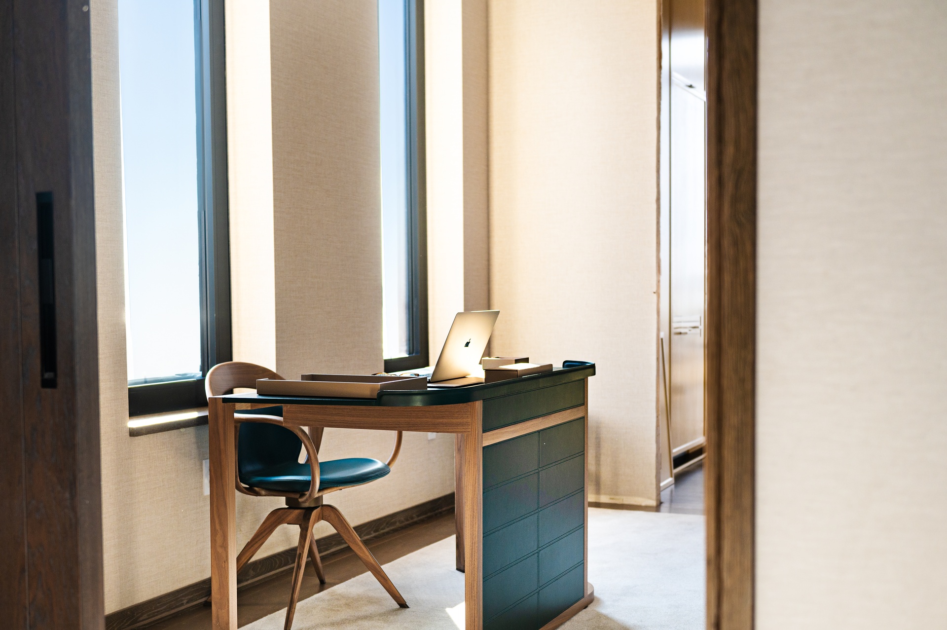 401 West Street, Unit PH Manhattan, NY 10014 - Photo 14 of 23 a room with a table and chairs