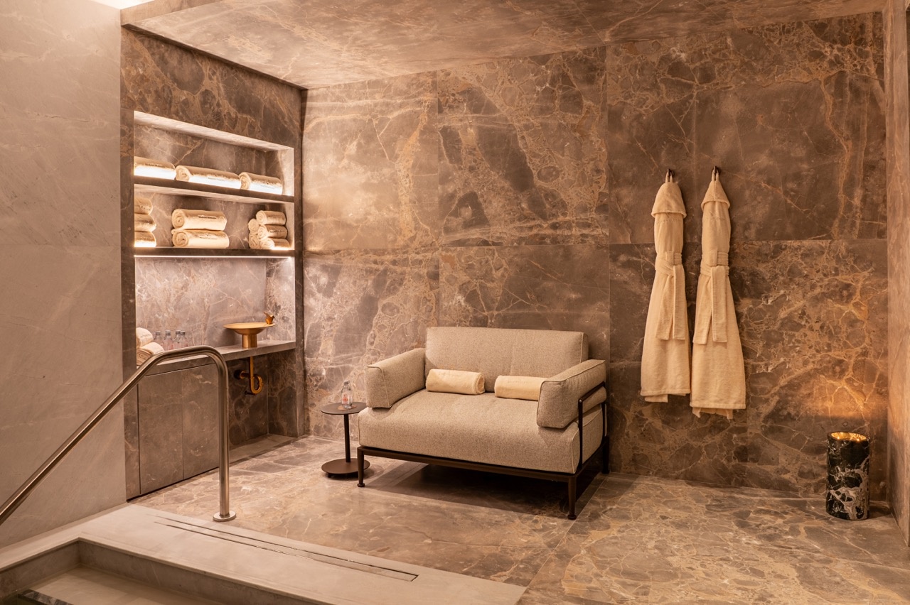 401 West Street, Unit PH Manhattan, NY 10014 - Photo 19 of 23 a living room with furniture and a window