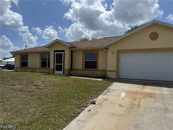 $1,650 | 450 Rathburn Street, Lehigh Acres, FL 33974