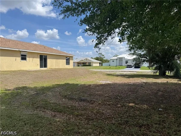 $1,650 | 450 Rathburn Street, Lehigh Acres, FL 33974