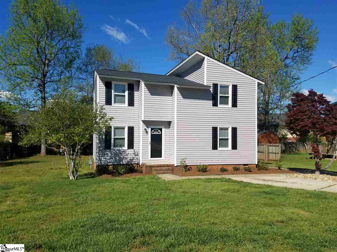 206 Evergreen Street Easley, SC 29642 - Photo 1 of 20 Gallery Image 1