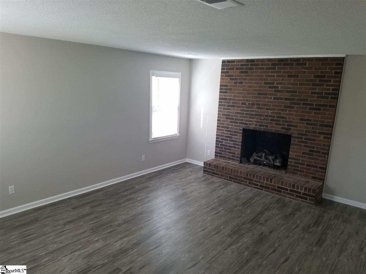 206 Evergreen Street Easley, SC 29642 - Photo 9 of 20 Gallery Image 9