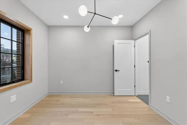 $939,000 | 533 East 19th Street, Kansas City, MO 64108