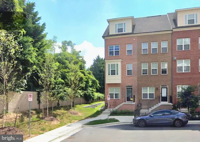 $3,250 | 12731 Vuillard Street, Silver Spring, MD 20906