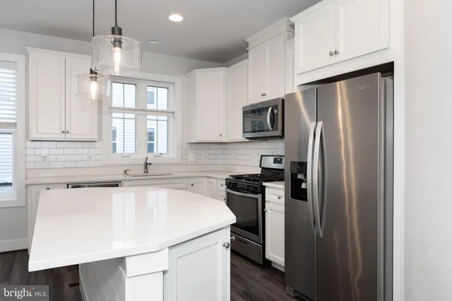 $3,250 | 12731 Vuillard Street, Silver Spring, MD 20906