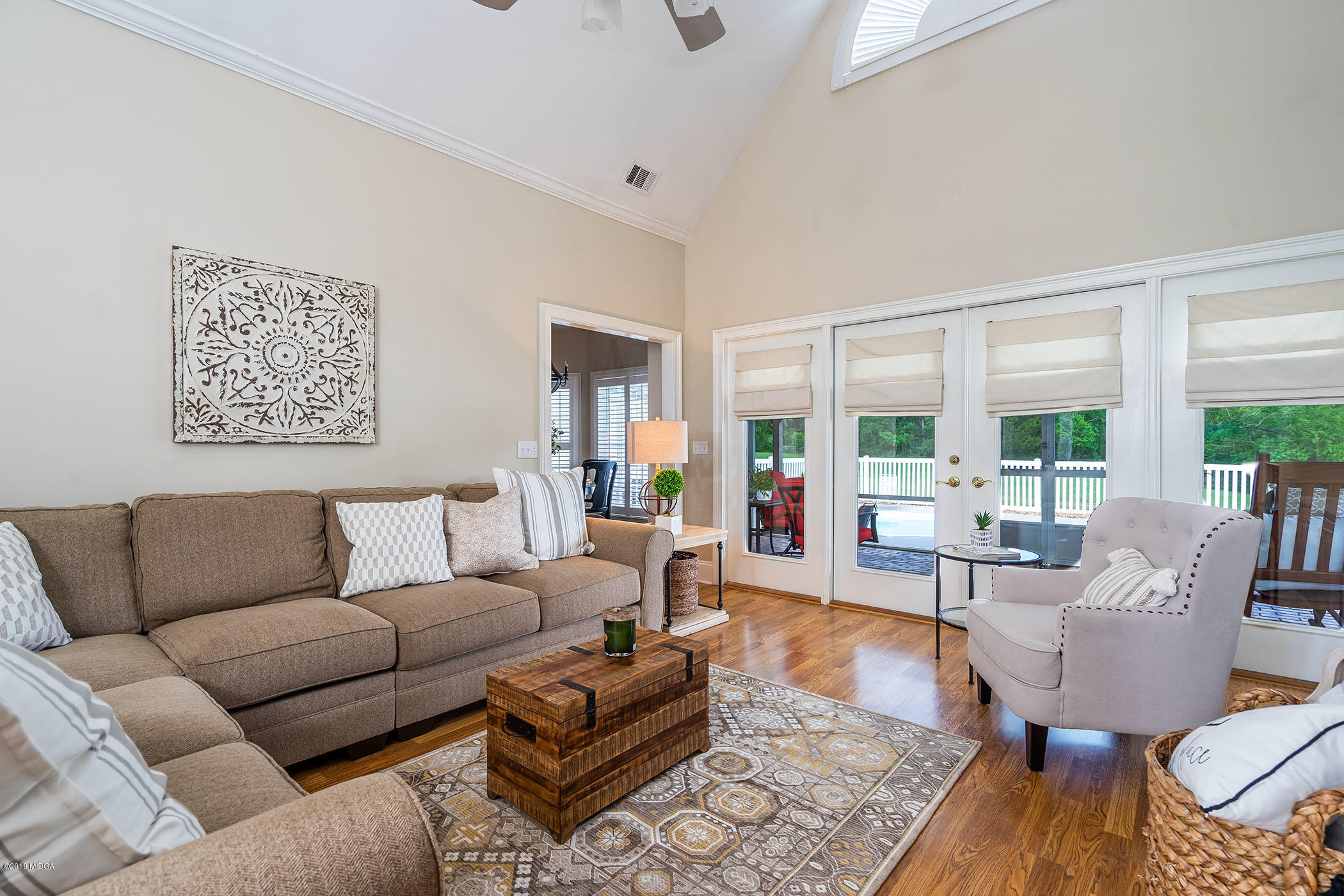 9801 Lower Thomaston Road Macon, GA 31220 - Photo 25 of 40 a living room with furniture and a large window