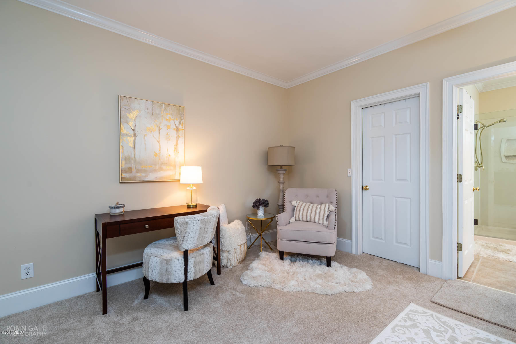 9801 Lower Thomaston Road Macon, GA 31220 - Photo 33 of 40 a living room with furniture and a window