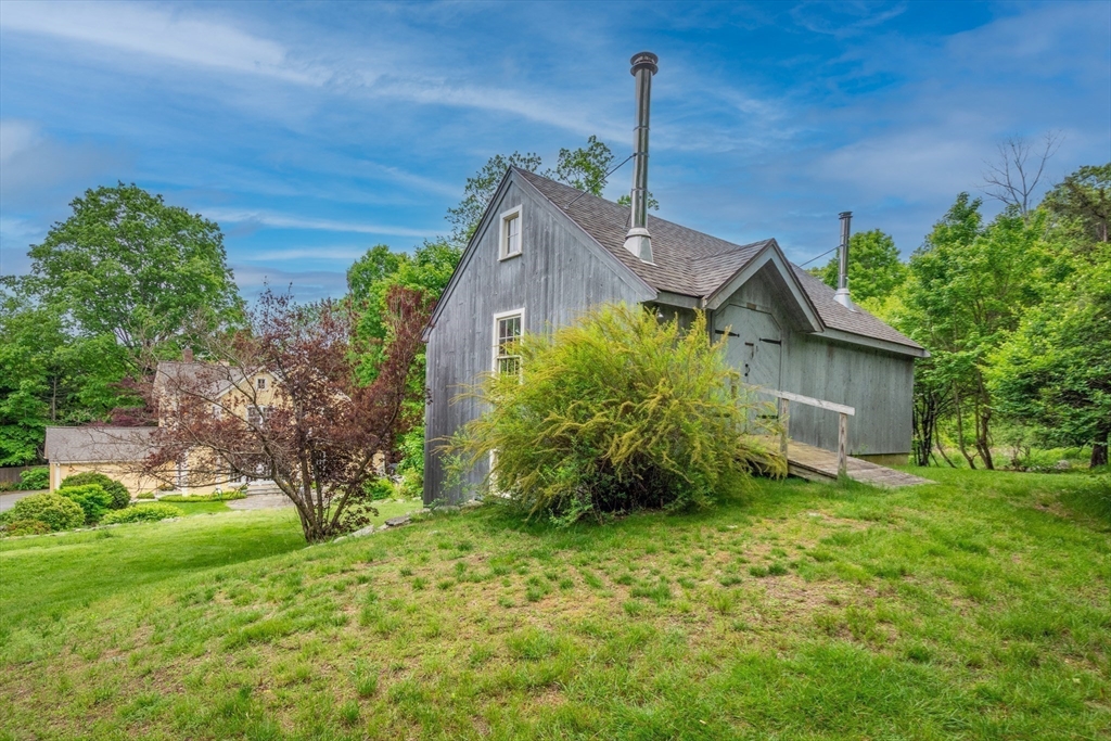 2 Tabor Hill Road Lincoln, MA 01773 - Photo 38 of 40 Gallery Image 38