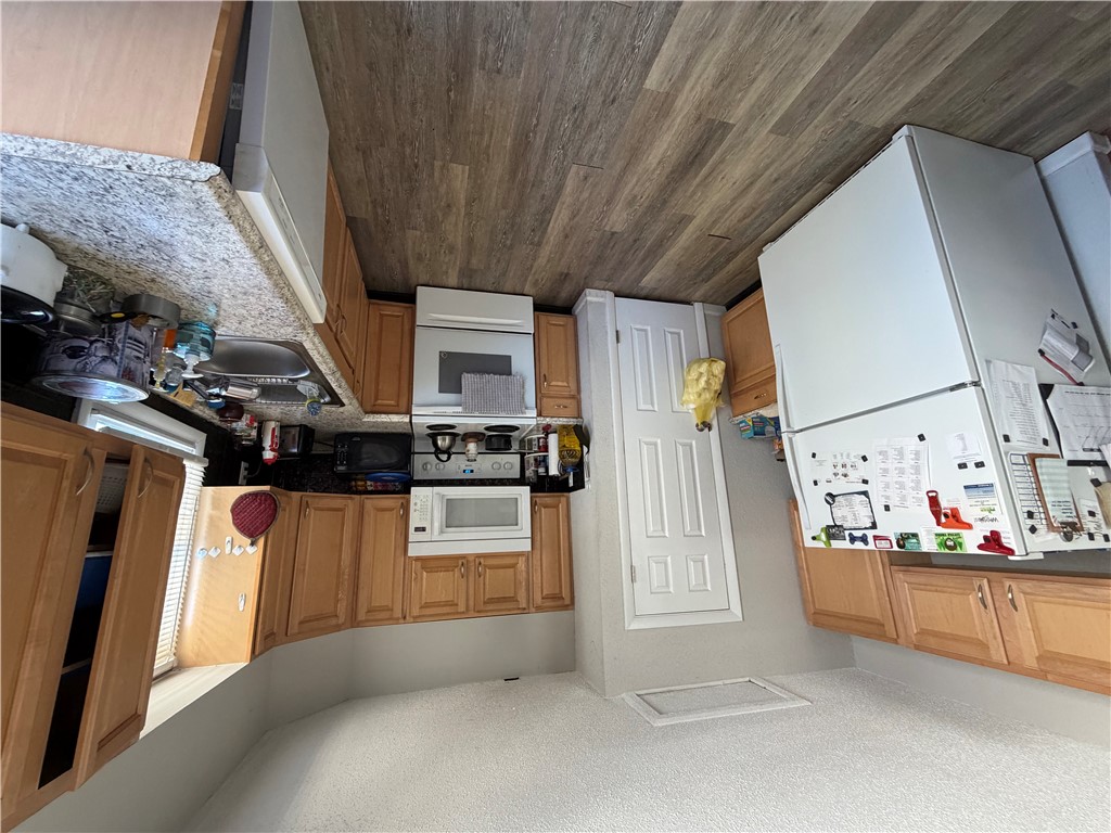 187 Pat Lane Fairborn, OH 45324 - Photo 5 of 13