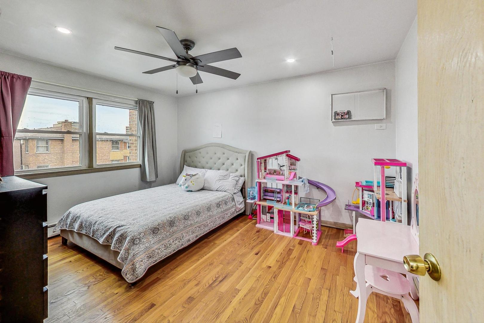 8544 West Rascher Avenue, Unit 3E Chicago, IL 60656 - Photo 13 of 27 Gallery Image 13