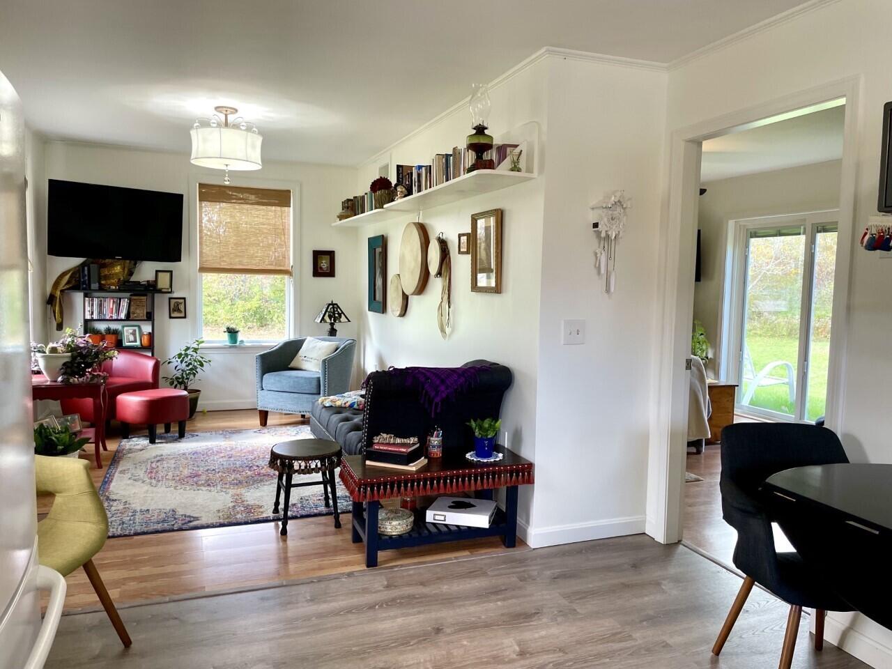 41 Hinckley Road Clinton, ME 04927 - Photo 12 of 20 Living Room