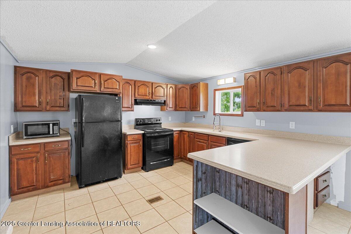 17208 28 Mile Road Albion, MI 49224 - Photo 8 of 26 08-Media Jett - 02