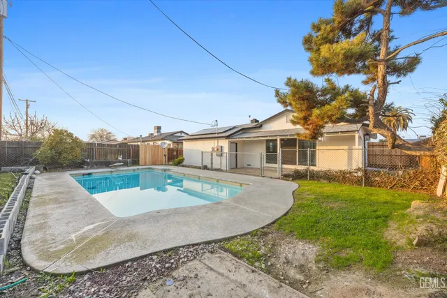 $349,900 | Undisclosed Address, Bakersfield, CA 93304