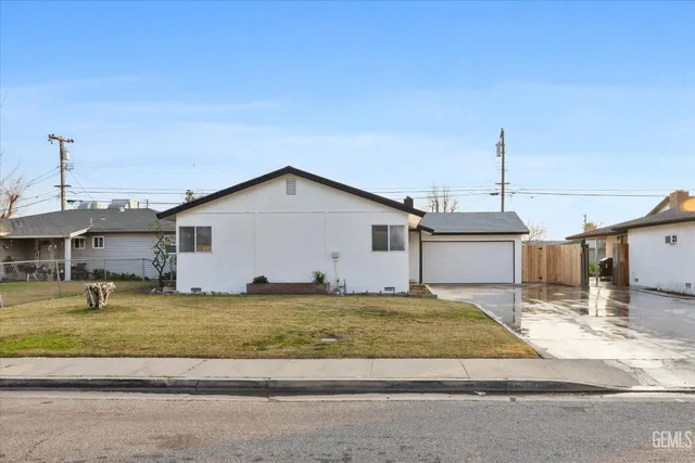$349,900 | Undisclosed Address, Bakersfield, CA 93304