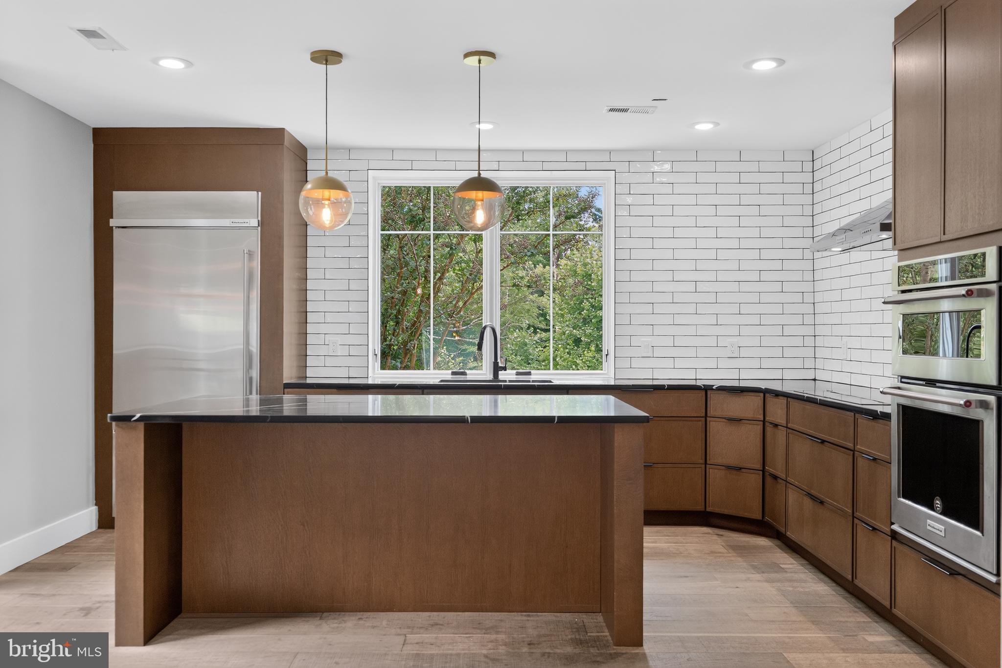 7818 Leland Road Manassas, VA 20111 - Photo 13 of 47