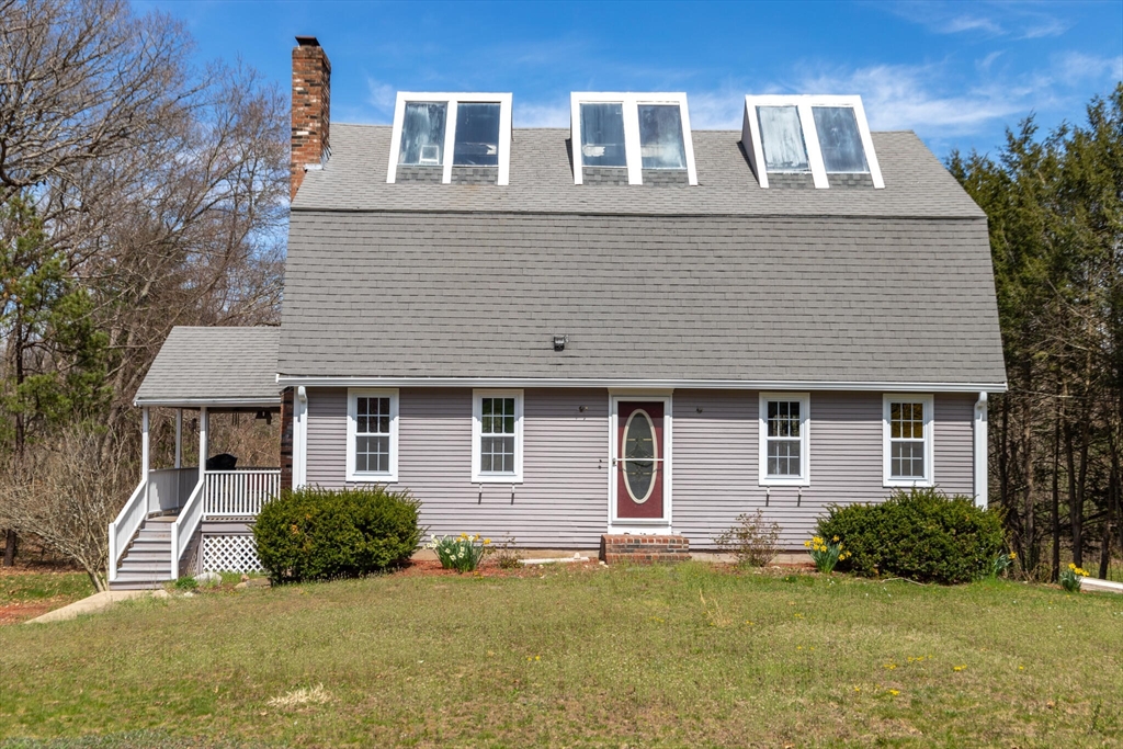 40 Desert Brook Road Wrentham, MA 02093 - Photo 2 of 33 Gallery Image 2