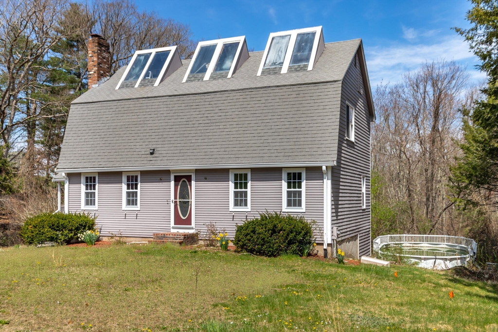 40 Desert Brook Road Wrentham, MA 02093 - Photo 3 of 33 Gallery Image 3