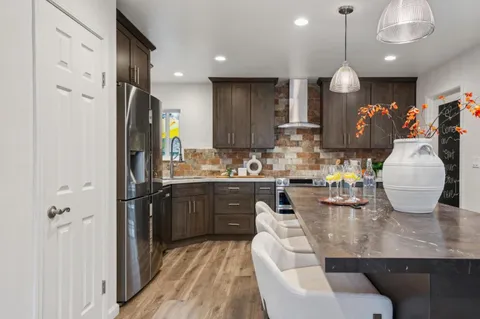 $1,950,000 | 2083 Barrett Avenue, San Jose, CA 95124