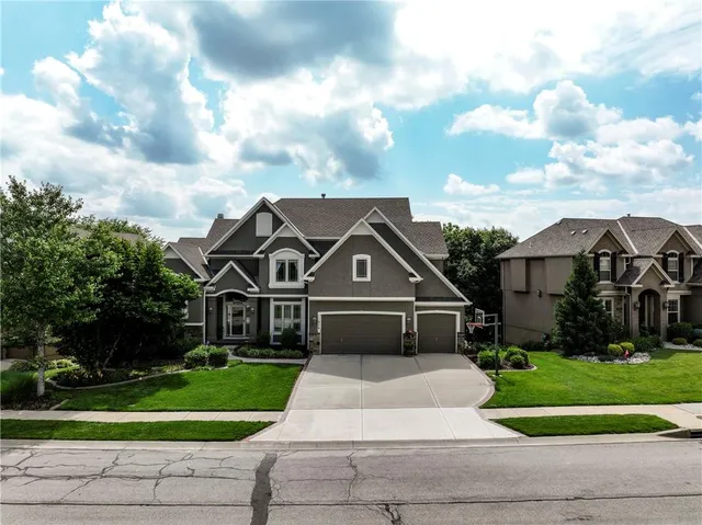 $725,000 | 11674 South Sumac Street, Olathe, KS 66061