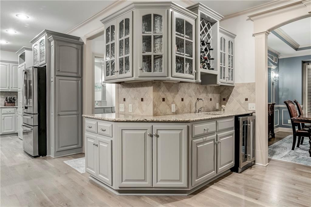 11674 South Sumac Street Olathe, KS 66061 - Photo 13 of 72