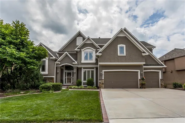 $725,000 | 11674 South Sumac Street, Olathe, KS 66061